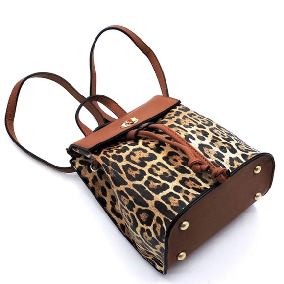 Leopard Drawstring Convertible Backpack Satchel - Picture 2 of 7